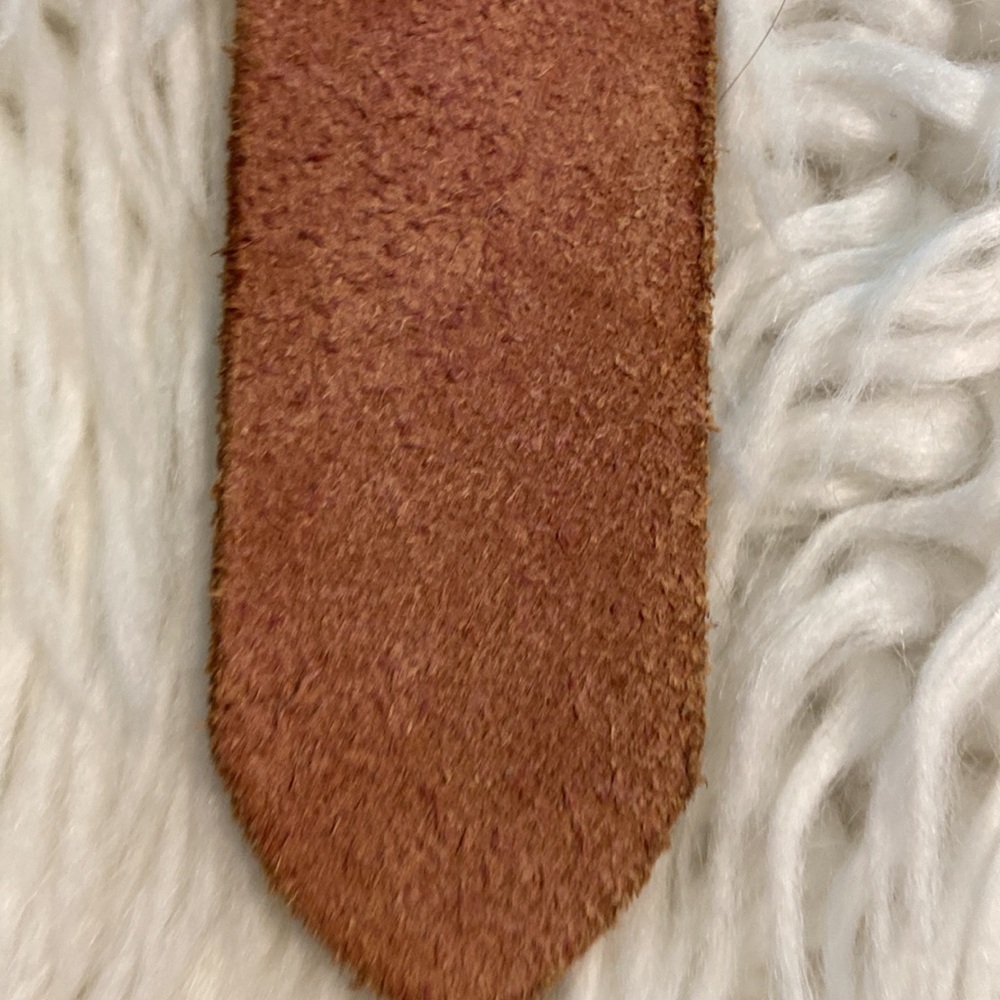 Lucky Brand Brown &Black  Leather Belt with Distressed Finish and silver buckle - Picture 4 of 12